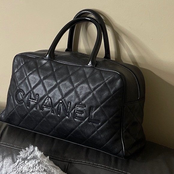 💯AUTH CHANEL LOGO SPELL OUT QUILTED CAVIAR MATALESE BOSTON BAG BLACK MEDIUM EUC - Picture 8 of 15